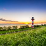 Leuchtturm an der Elbe
